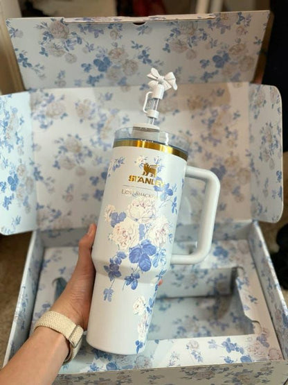 Premium Tumbler in Elegant Packaging, Luxury Packaging, Everyday Hydration, Classic Quality
